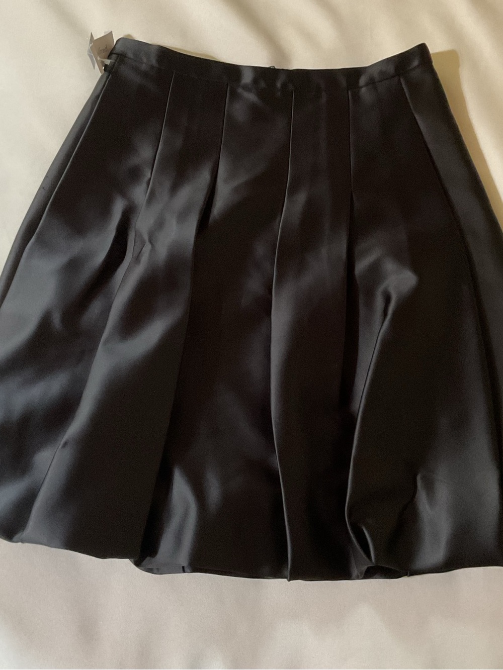 Wilfred  Aritzia Black A-Line Pleated Satin Skirt